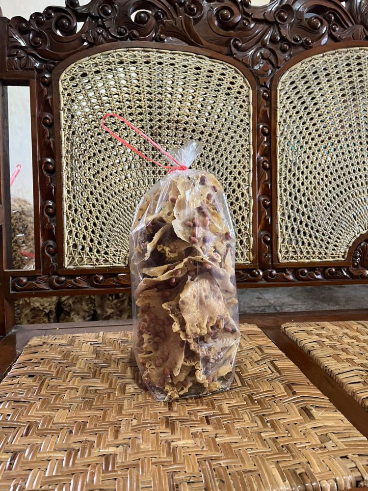 Rempeyek Kacang Garuda Snack